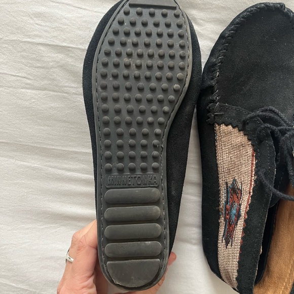 Minnetonka lace moccasins - Picture 3 of 6